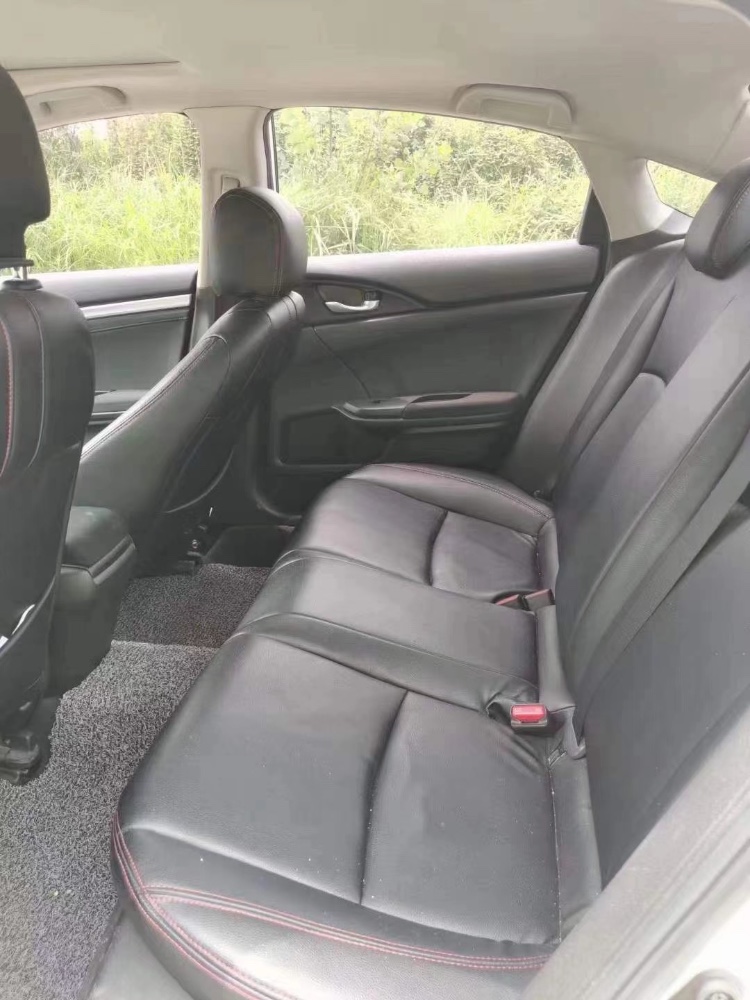 武汉18年本田思域9