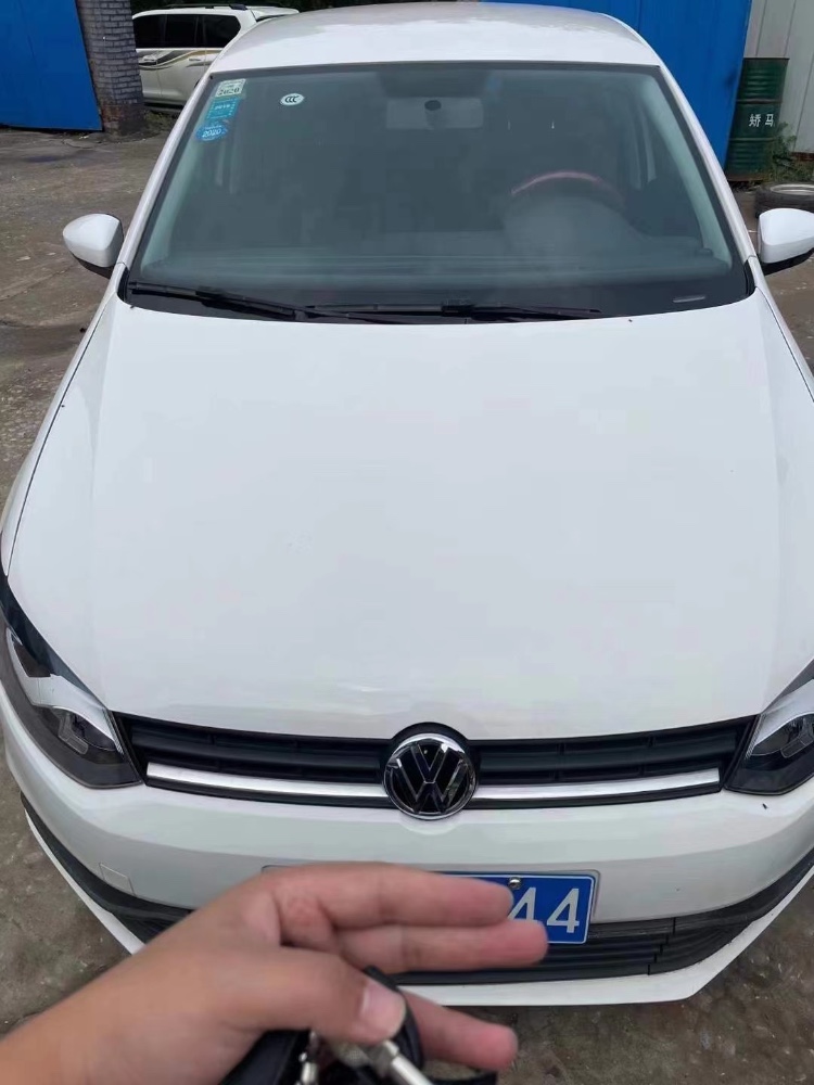 陽泉16年大眾polo1
