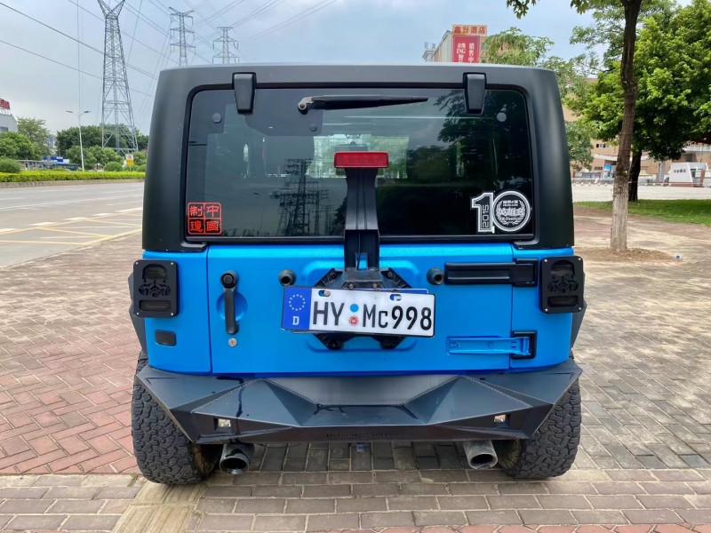 汕頭12年Jeep牧馬人5