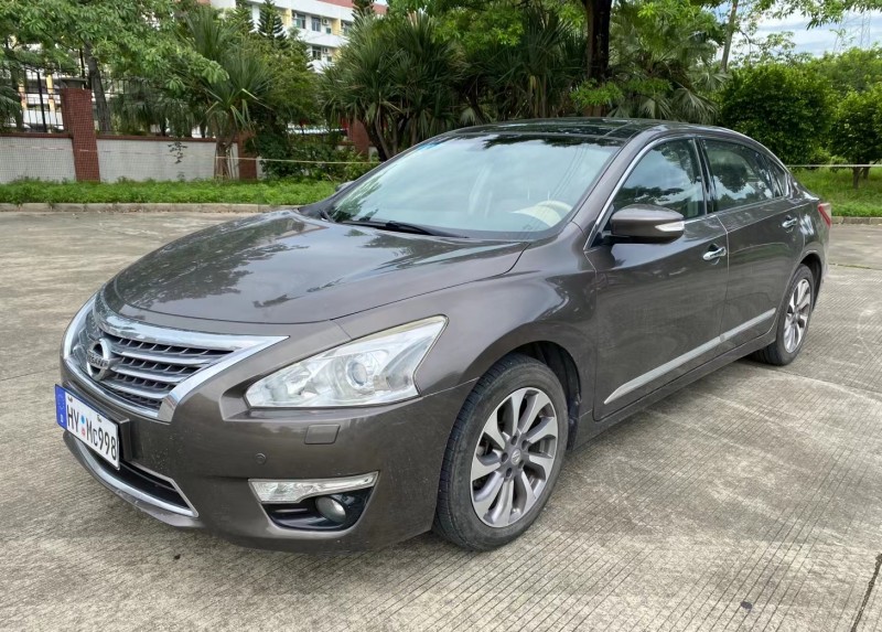 汕頭15年日產天籟2