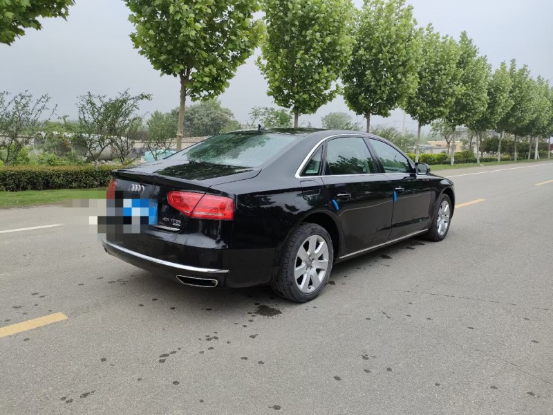 徐州12年奥迪A8L7