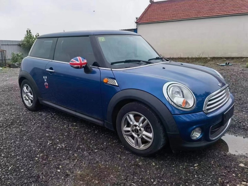 保定13年寶馬MINI3