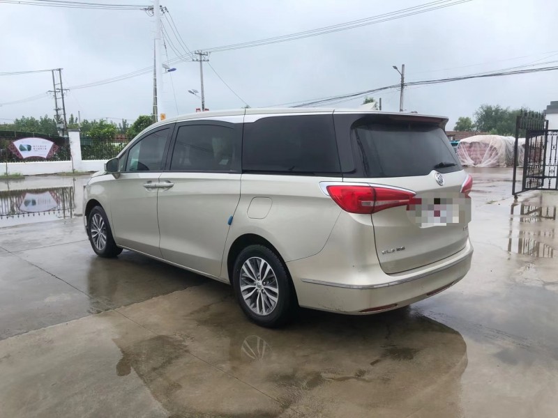 徐州17年别克GL85