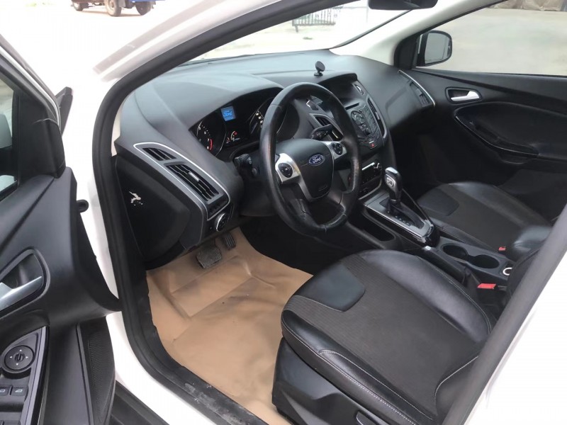 徐州15年福特福克斯4