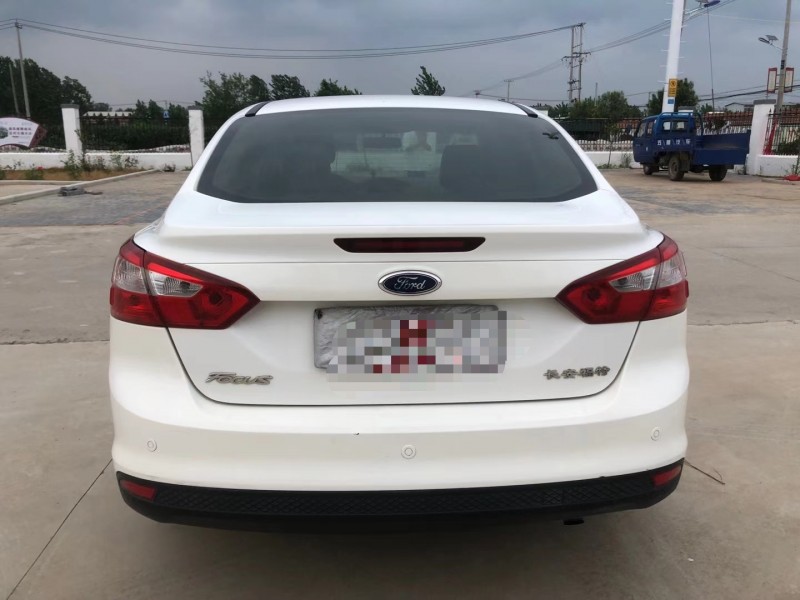 徐州15年福特福克斯9