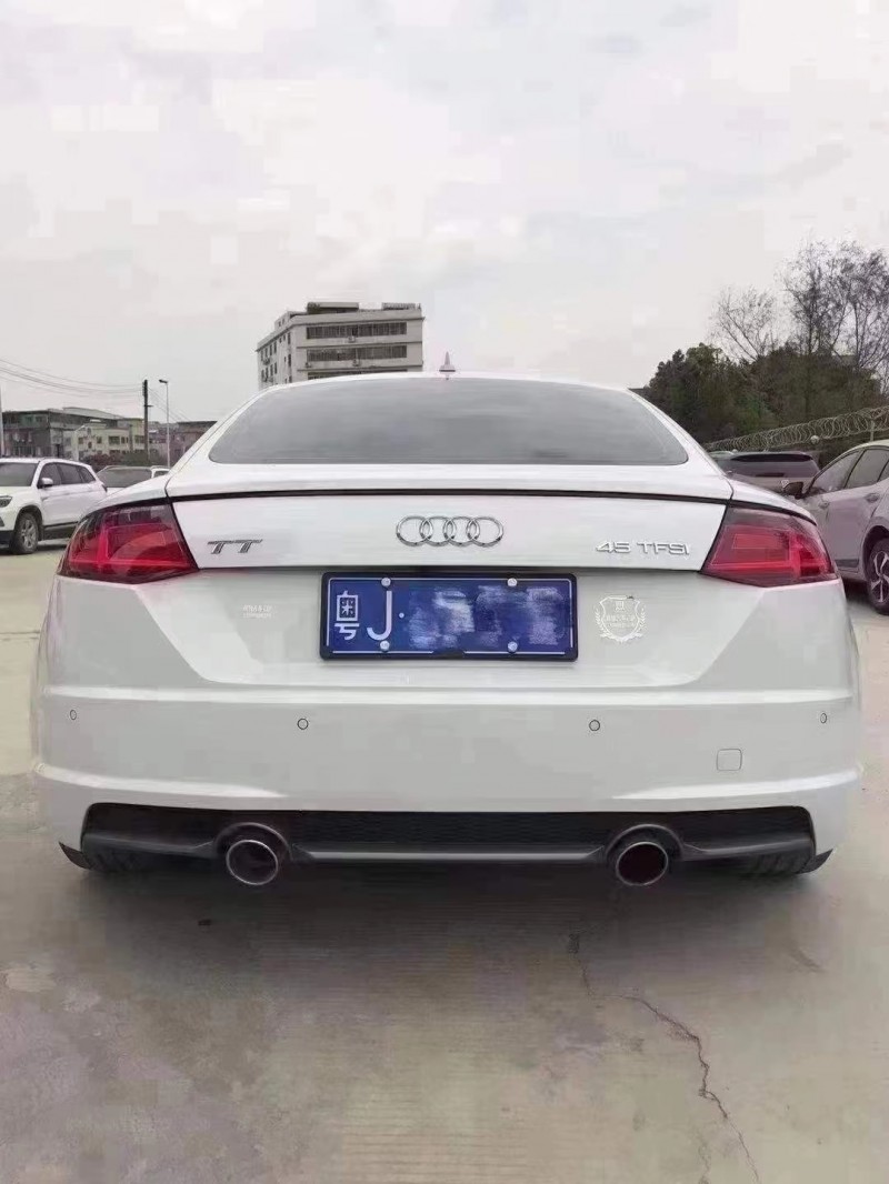 咸寧18年奧迪TT7