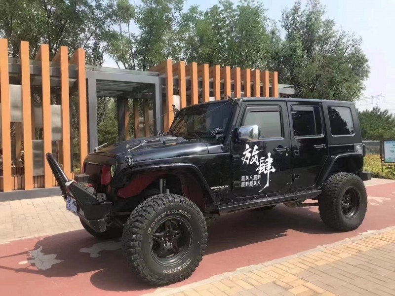 滄州09年Jeep牧馬人2