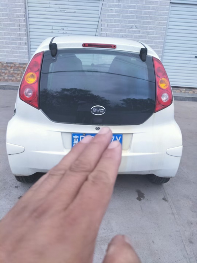 邯鄲11年比亞迪F02