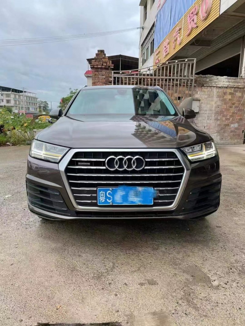 东莞16年奥迪Q71