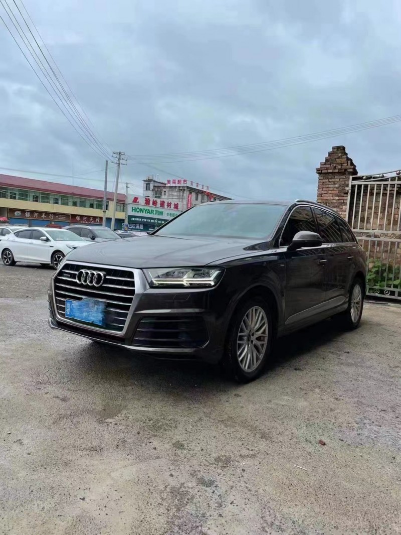 东莞16年奥迪Q72