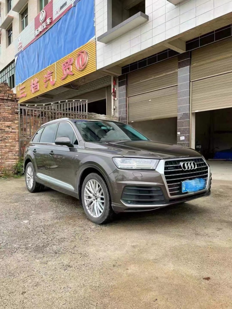 东莞16年奥迪Q73