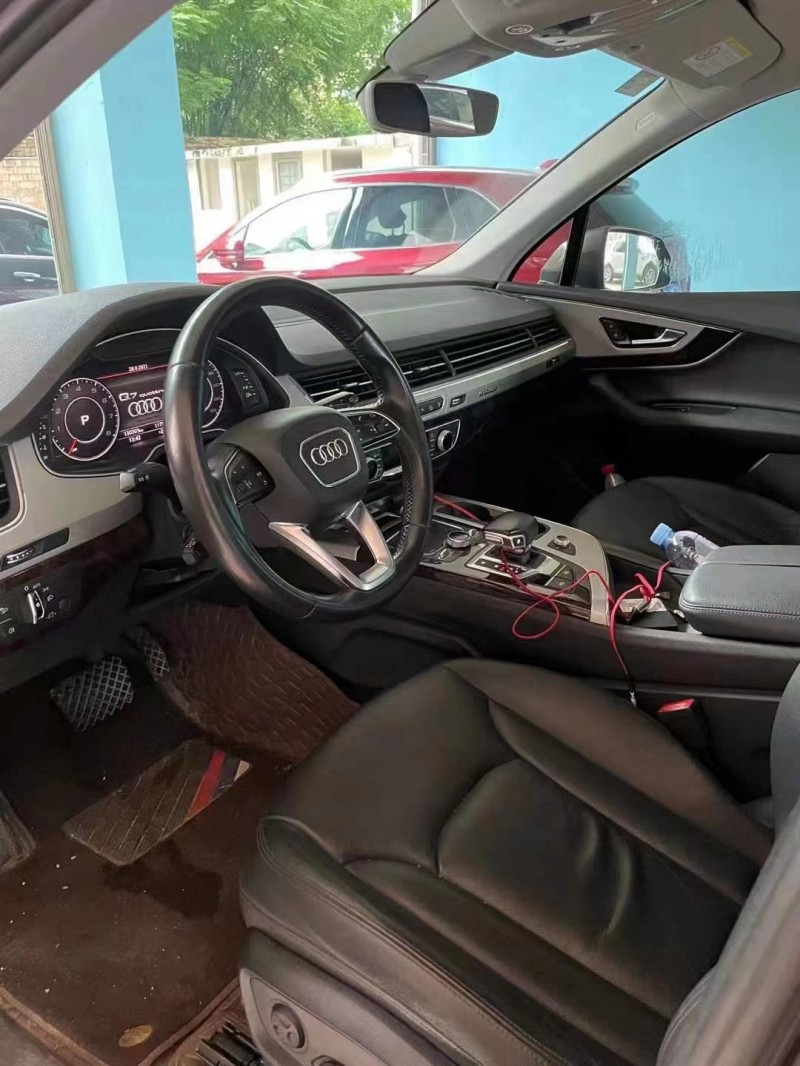 东莞16年奥迪Q74