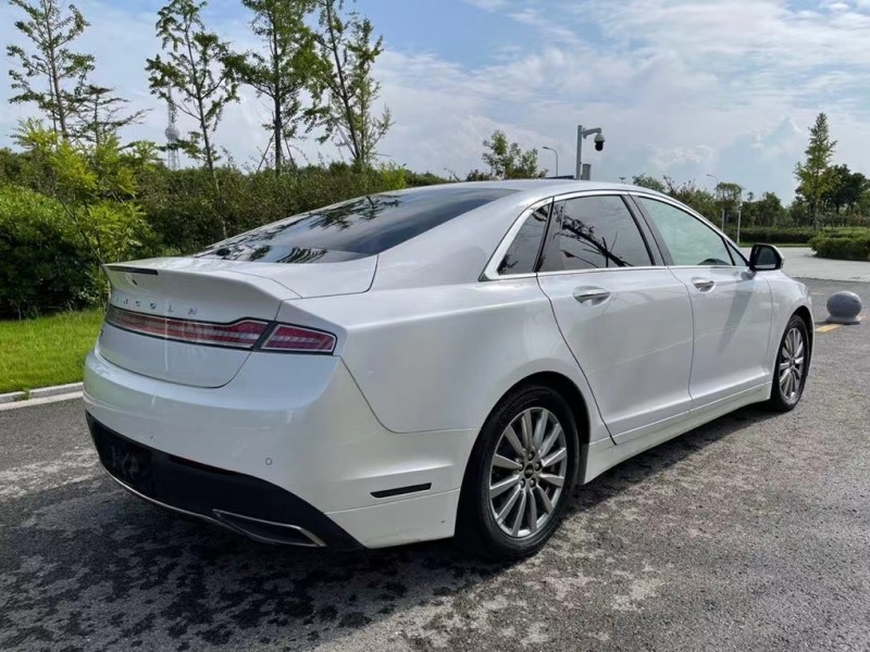 鹽城20年林肯MKZ5