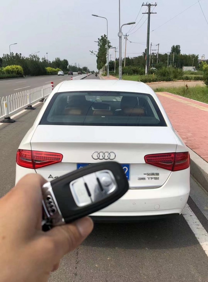 邢台14年奥迪A4L4