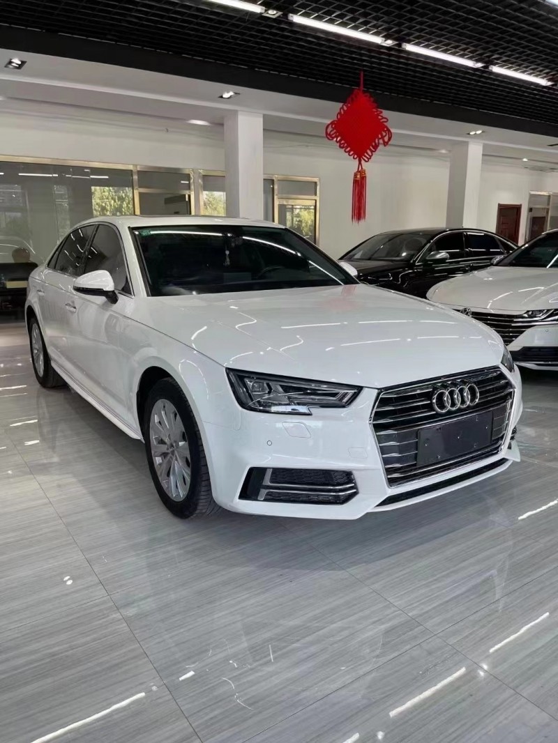 济宁19年奥迪A4L7