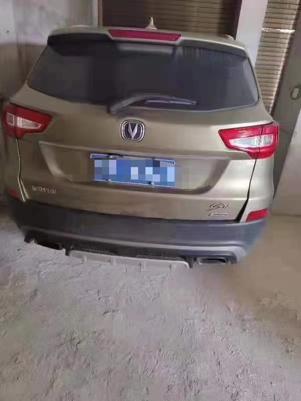 衡陽17年長安汽車CS756