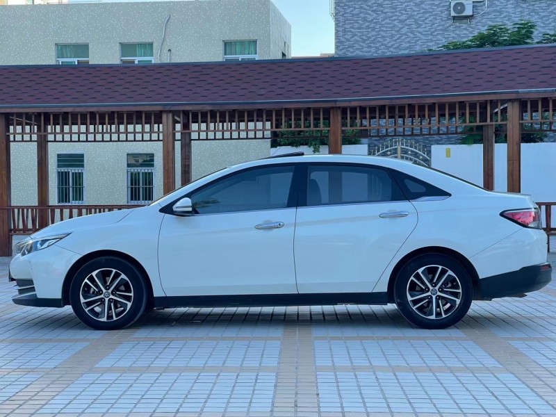 汕頭18年啟辰D607