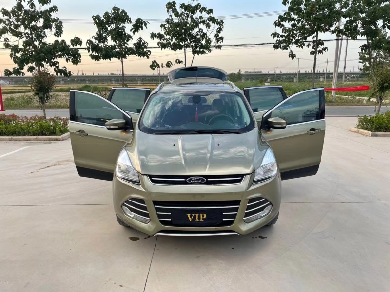 徐州16年福特翼虎1