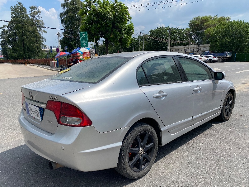 广州09年本田思域5