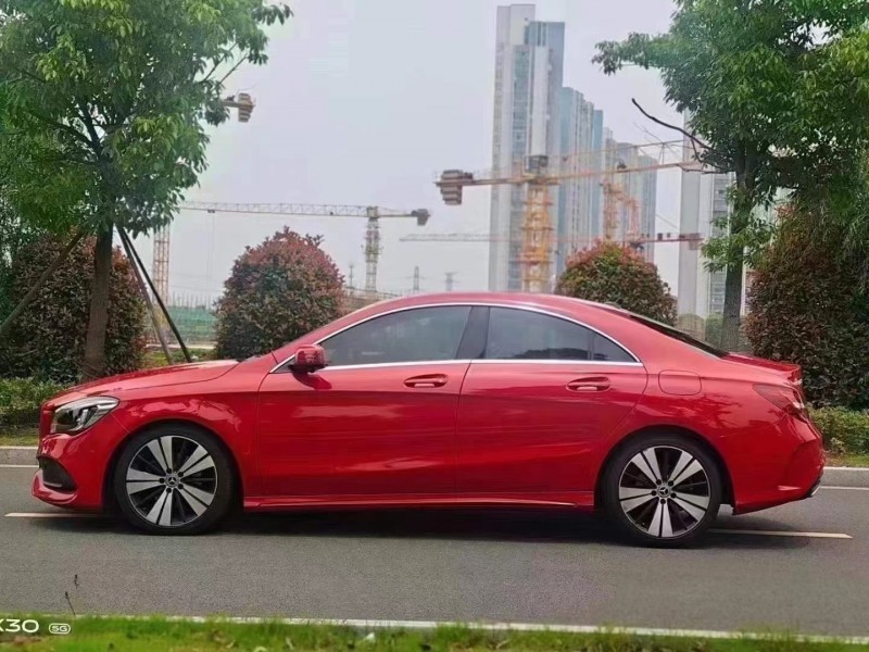泰州18年奔驰CLA2