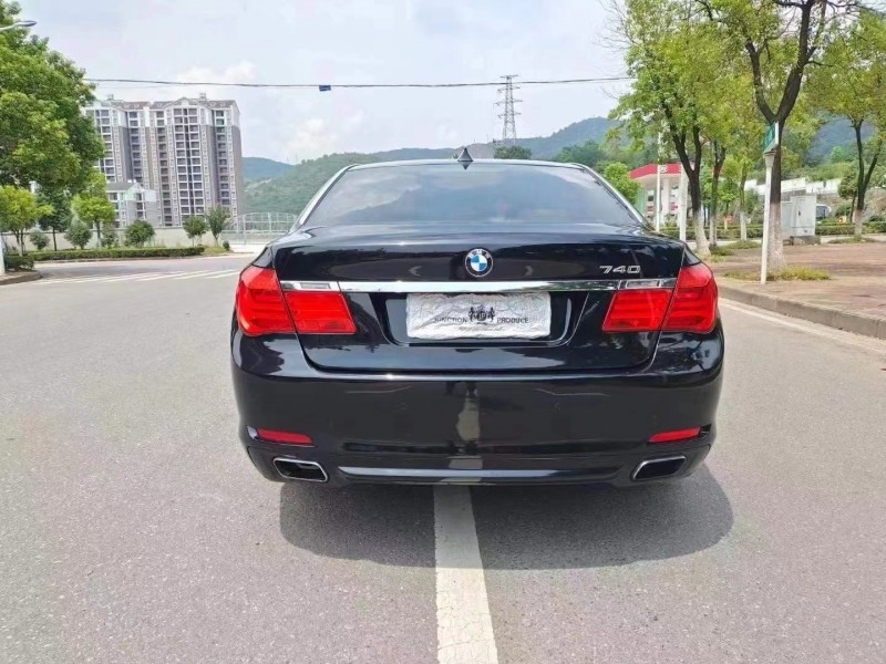 武汉12年宝马7系7