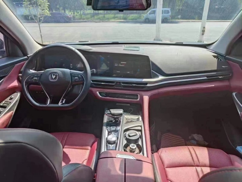 北京20年長安汽車CS756
