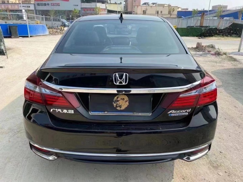 广州17年本田雅阁8