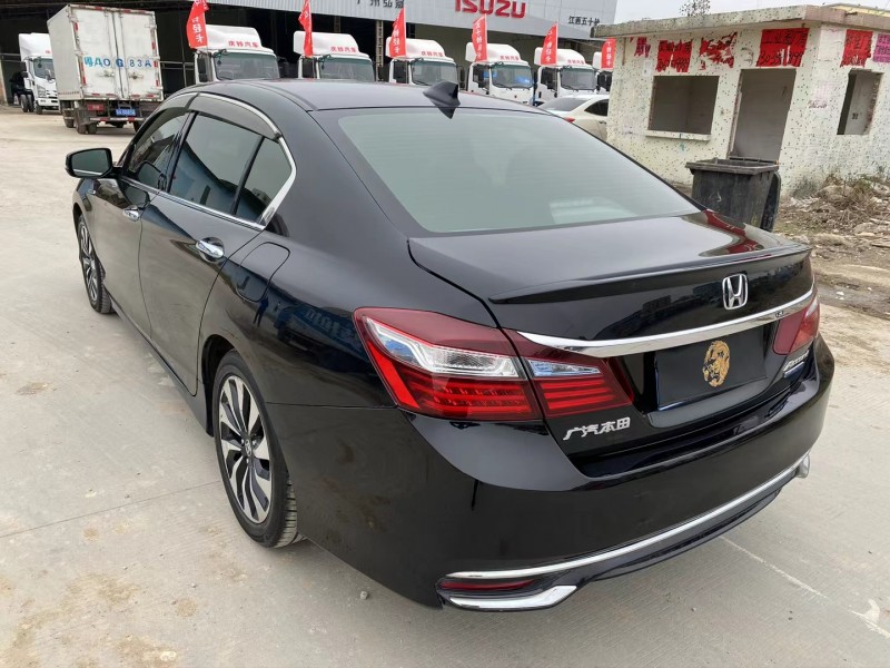 广州17年本田雅阁7