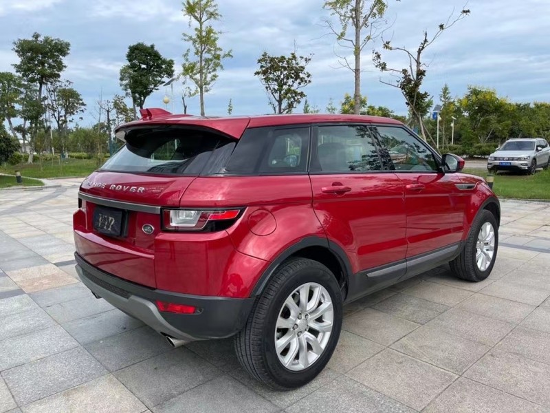 盐城18年路虎极光5