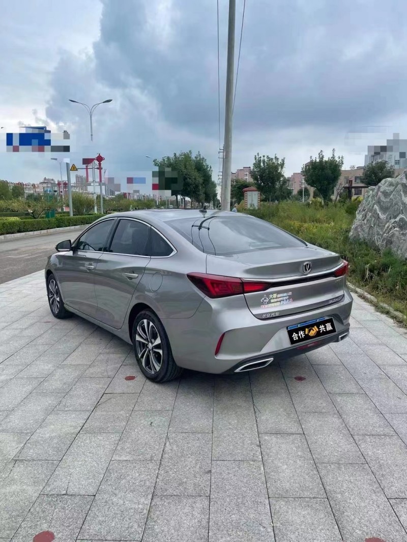 承德20年長安汽車逸動5