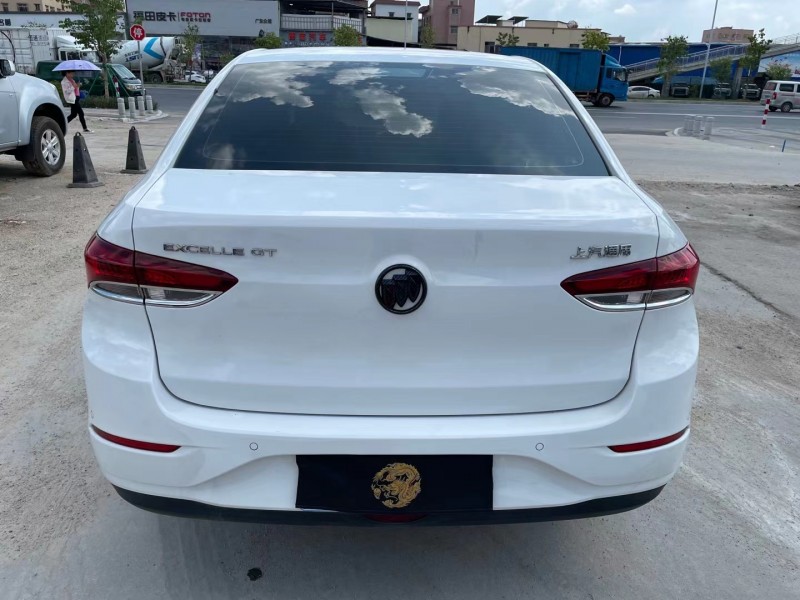 广州20年别克英朗8