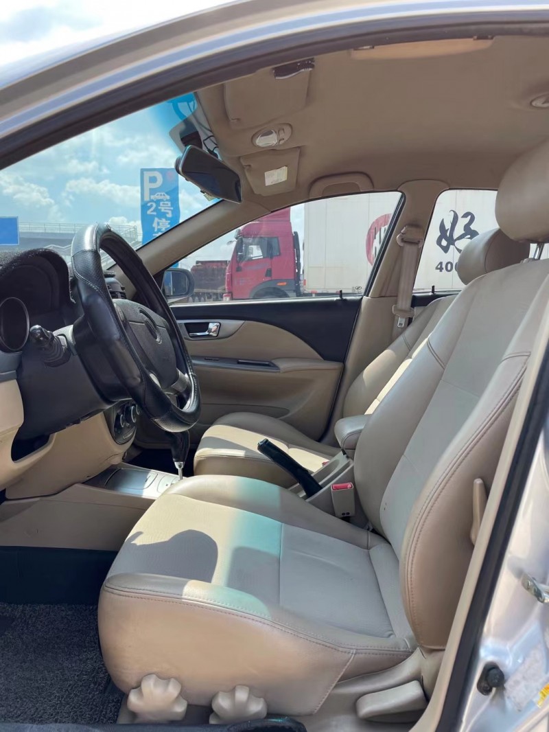 广州12年别克凯越4