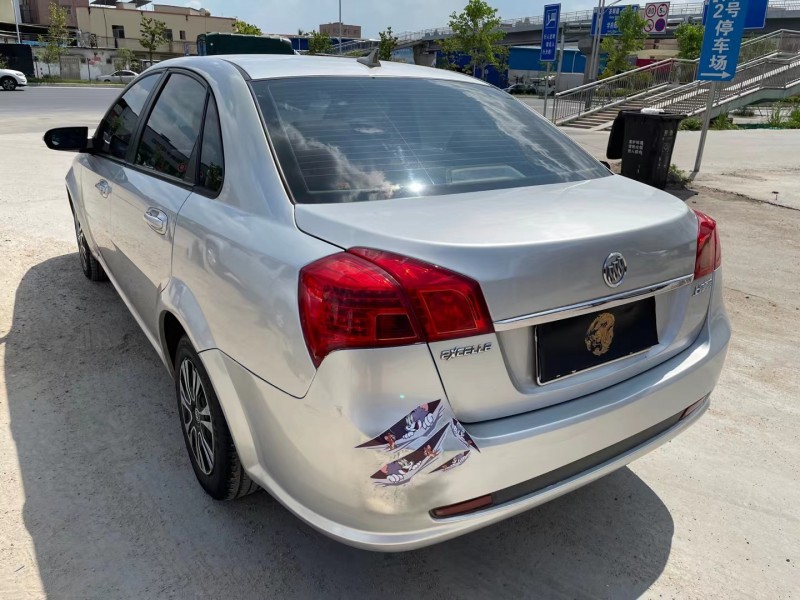 广州12年别克凯越7