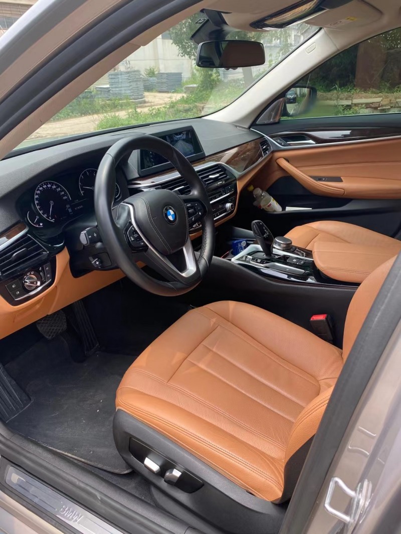 武汉18年宝马5系4