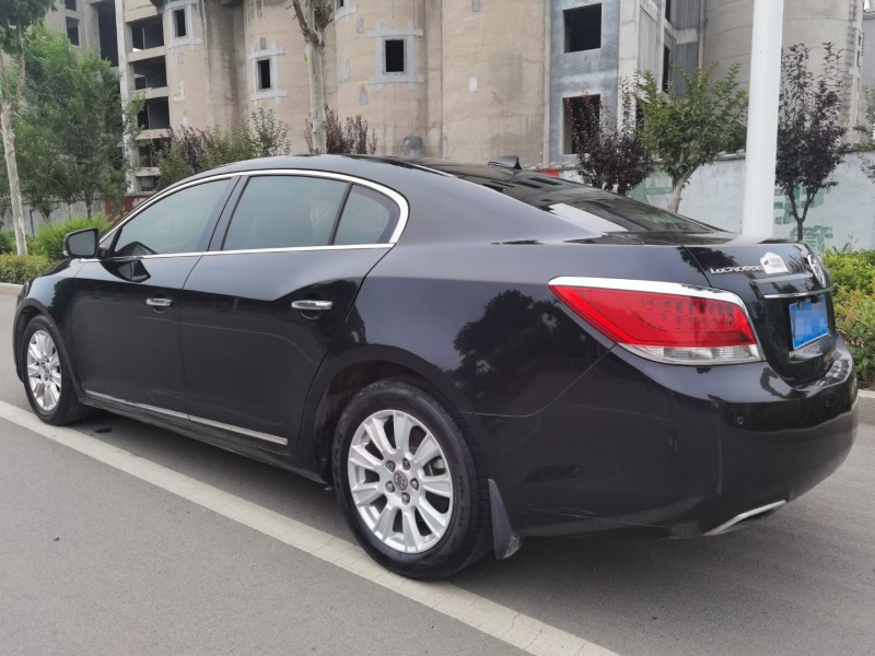 枣庄12年别克君越7