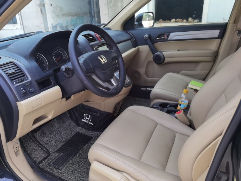 東營11年本田CR-V4