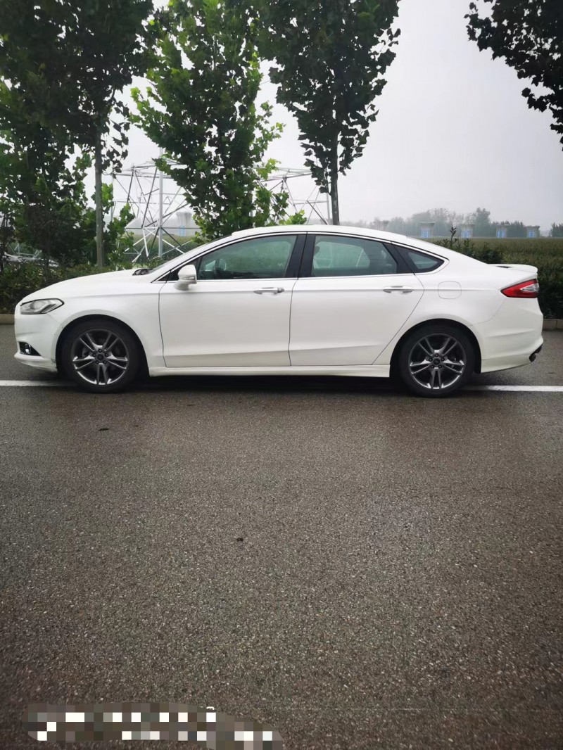 武汉15年福特蒙迪欧8