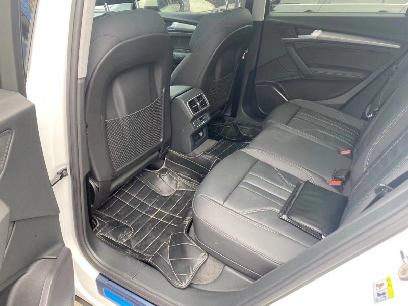 武汉21年奥迪Q57