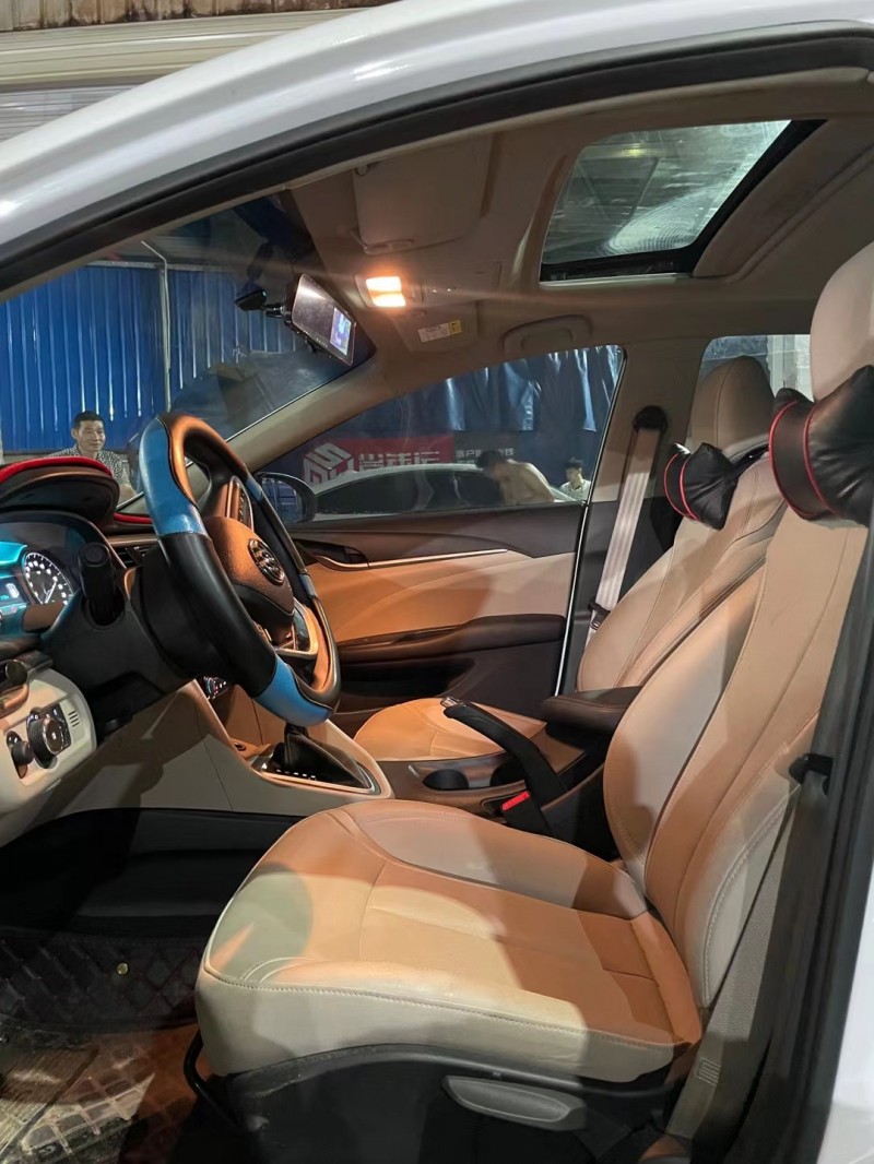 广州20年别克英朗4