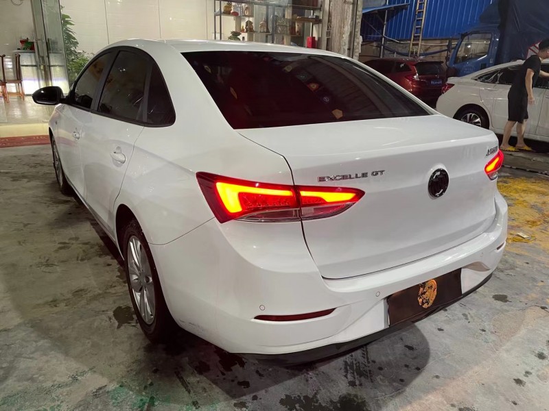 广州20年别克英朗7