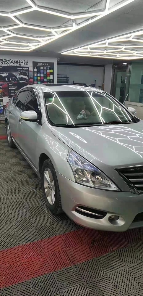 西寧13年日產天籟2