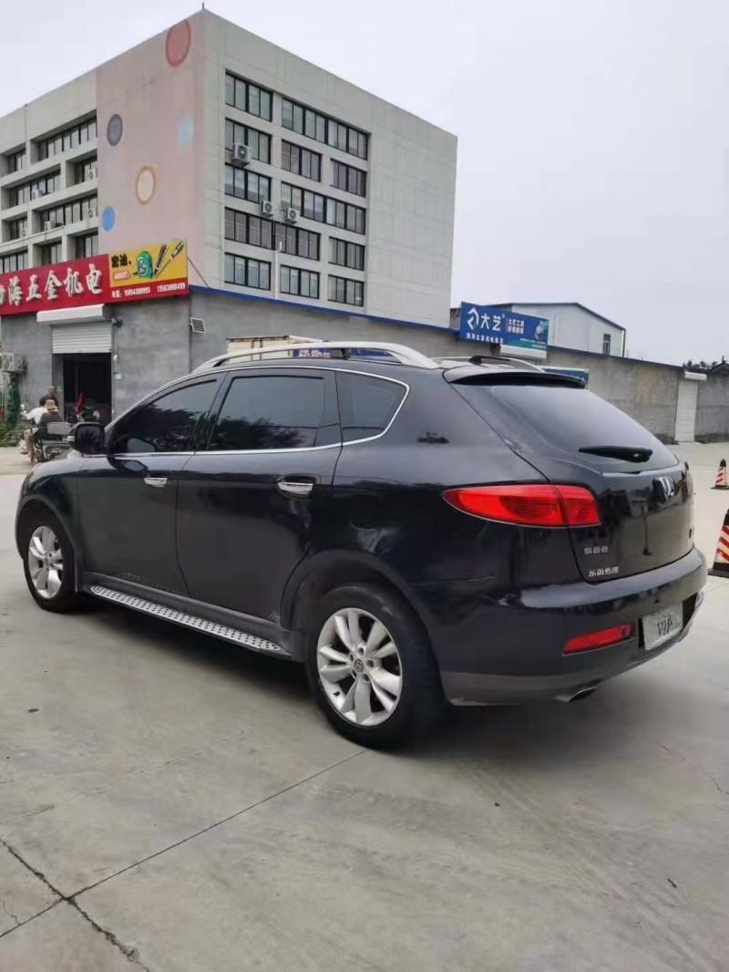 濱州12年納智捷大7 SUV6