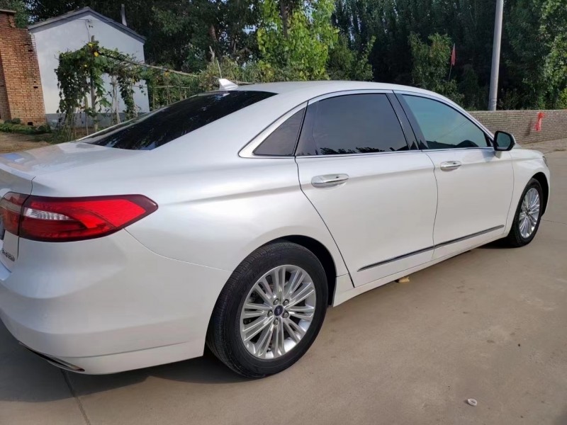 廊坊16年福特金牛座5