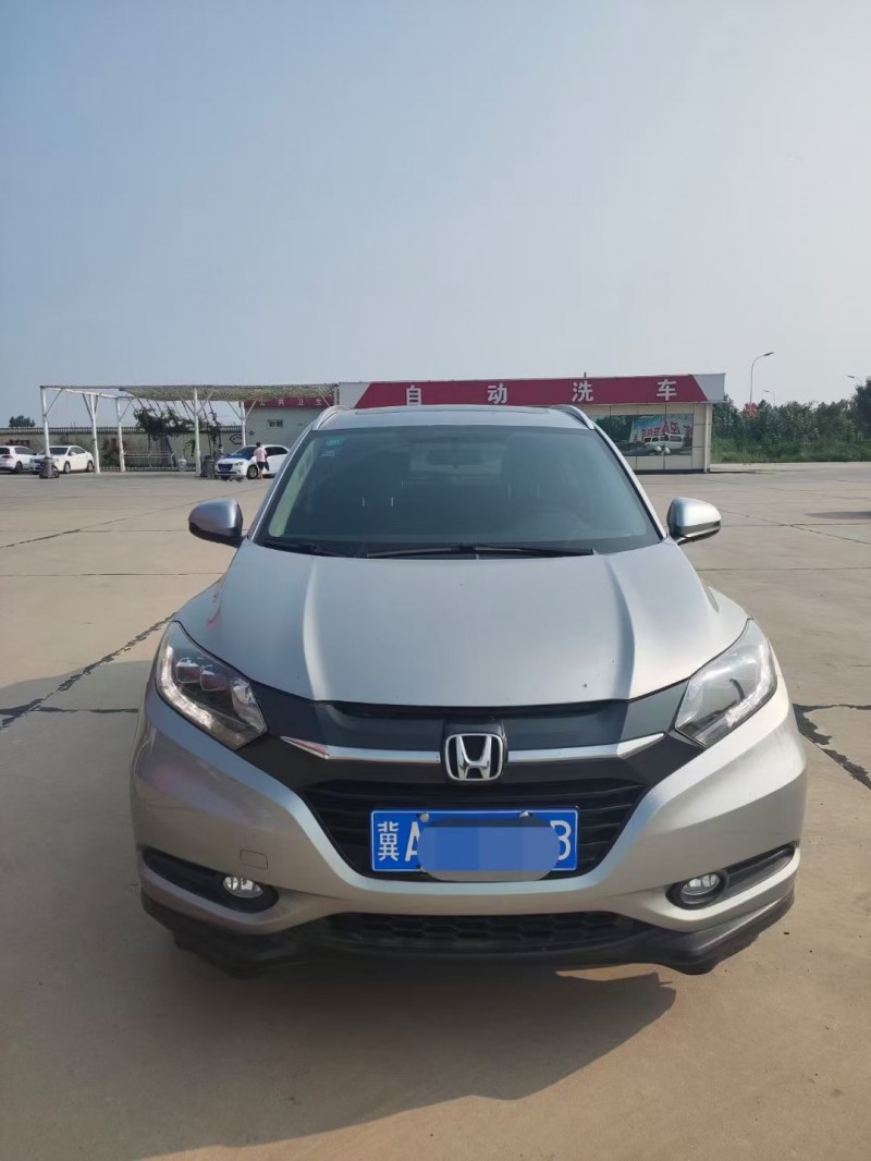 邢台17年本田缤智1