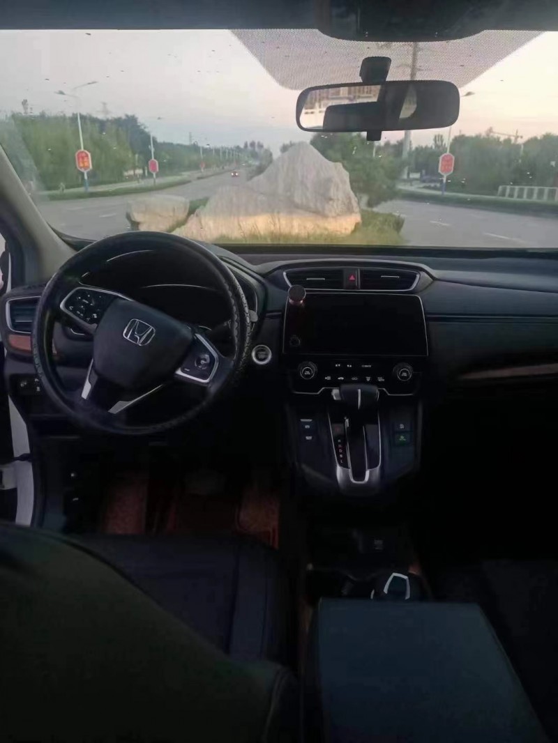 济宁19年本田CR-V4