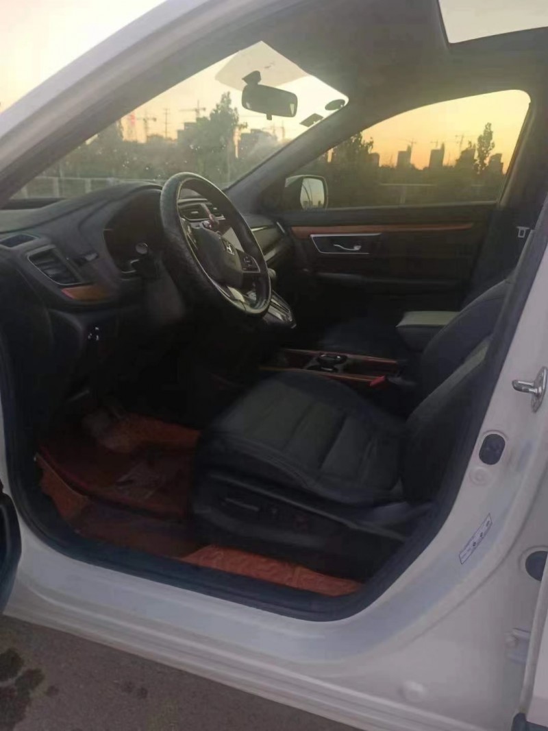 济宁19年本田CR-V5