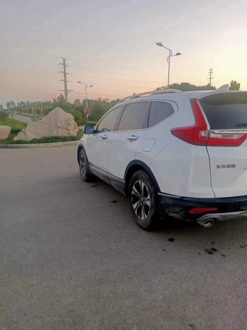 济宁19年本田CR-V8