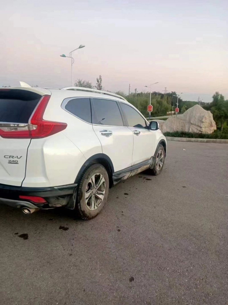 济宁19年本田CR-V7