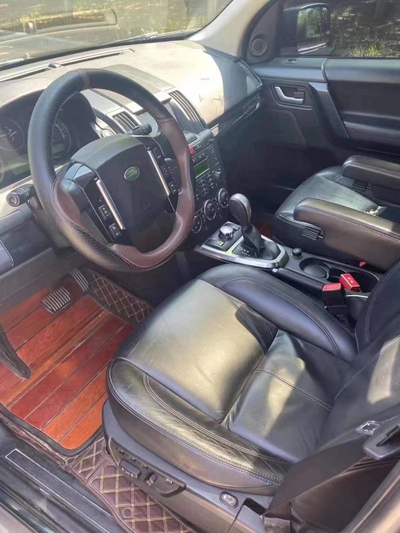 济宁10年路虎神行者5