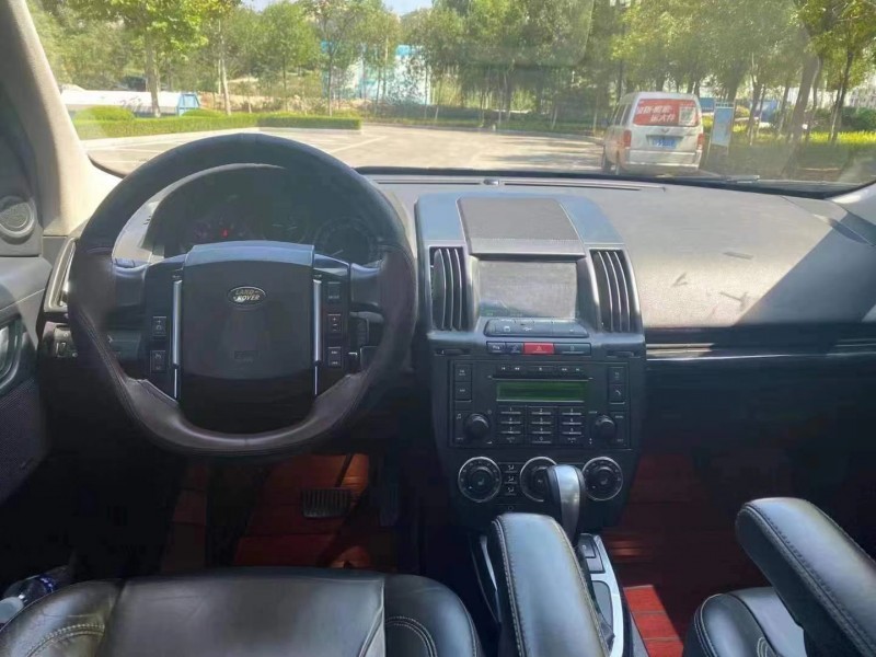 济宁10年路虎神行者6